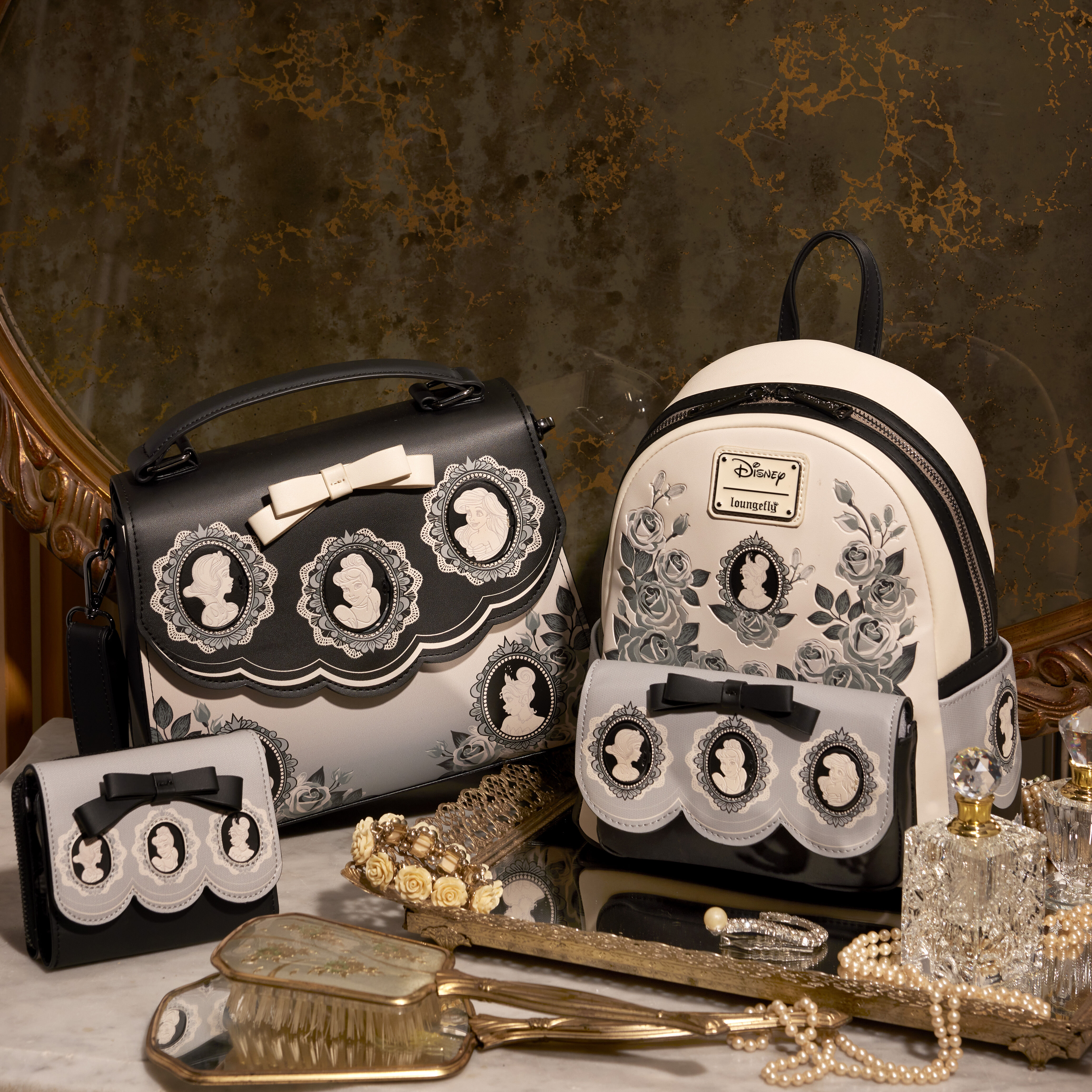 Disney Princess Cameo Porcelain Portraits Crossbody Bag