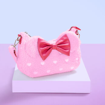 Minnie Mouse Exclusive Hearts Strawberry Scented Sherpa Crossbody Bag, Image 2