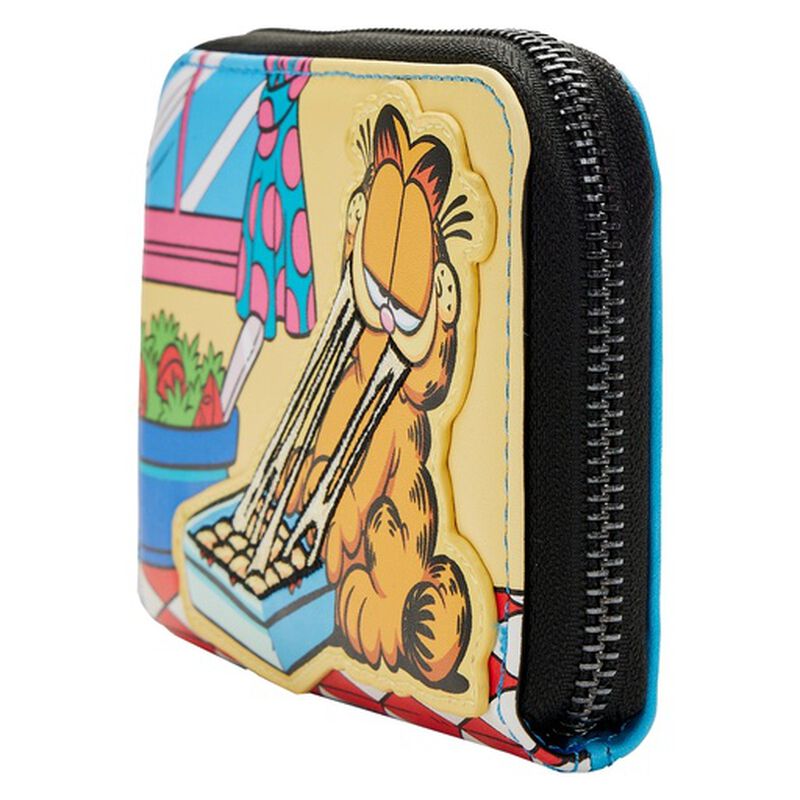 Garfield Loves Lasagna Zip Around Wallet, , hi-res image number 2