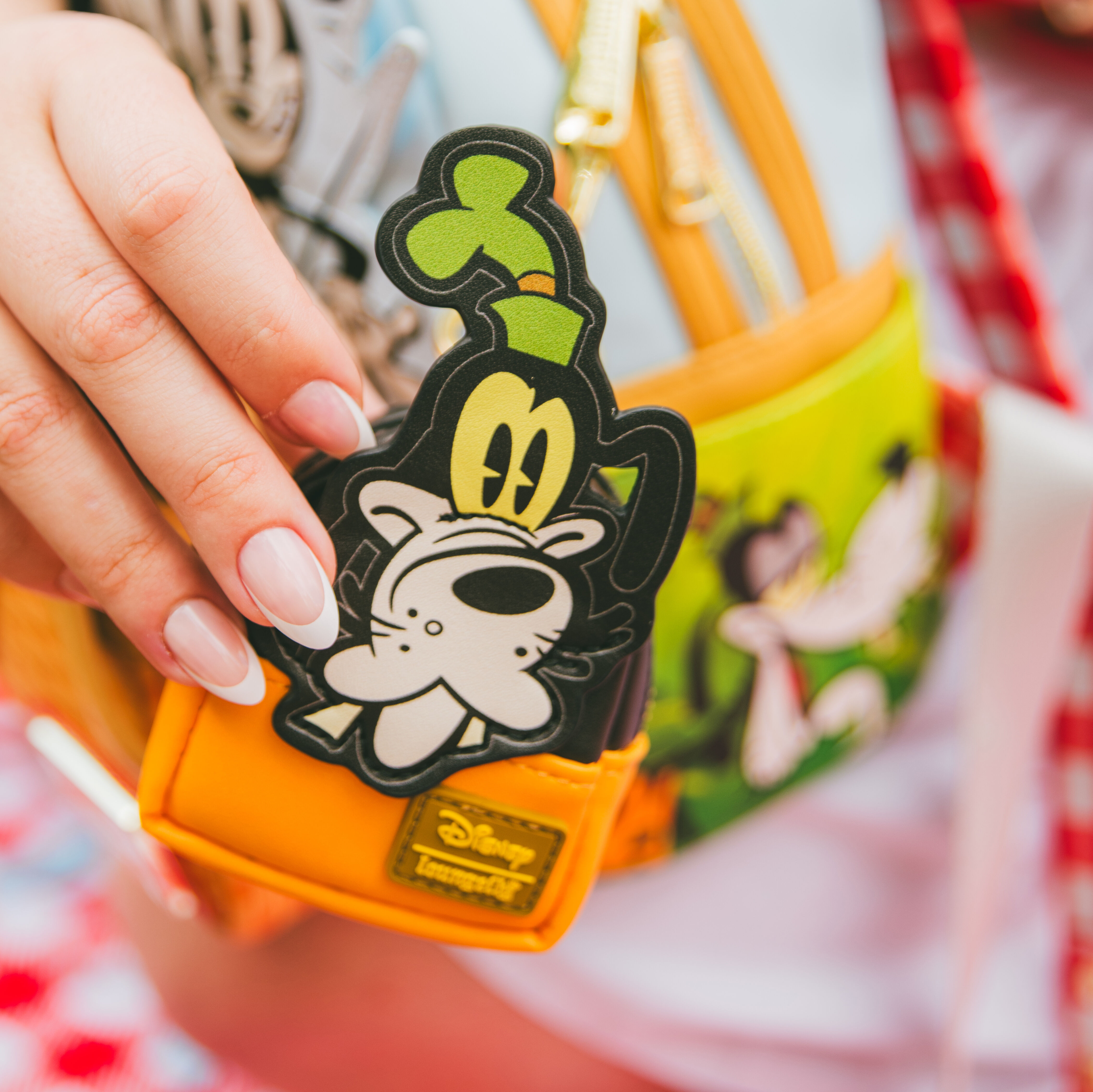 ラウンジフライディズニーキーチェーン