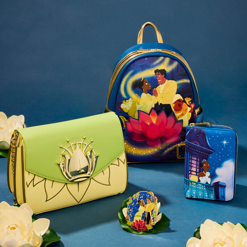 The Princess And The Frog 15th Anniversary Tiana & Naveen Glow 3" Collector Box Sliding Pin, , hi-res view 3