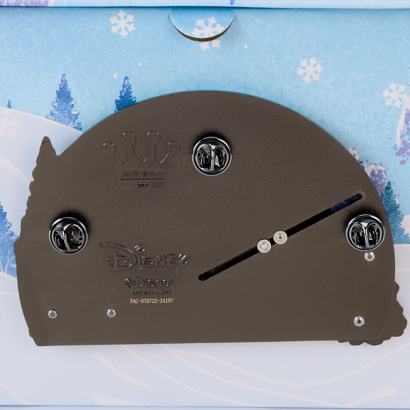 【Loungefly】WonderCon Limited Box Sliding Pin Mickey & Friends Winter Wonderland 3