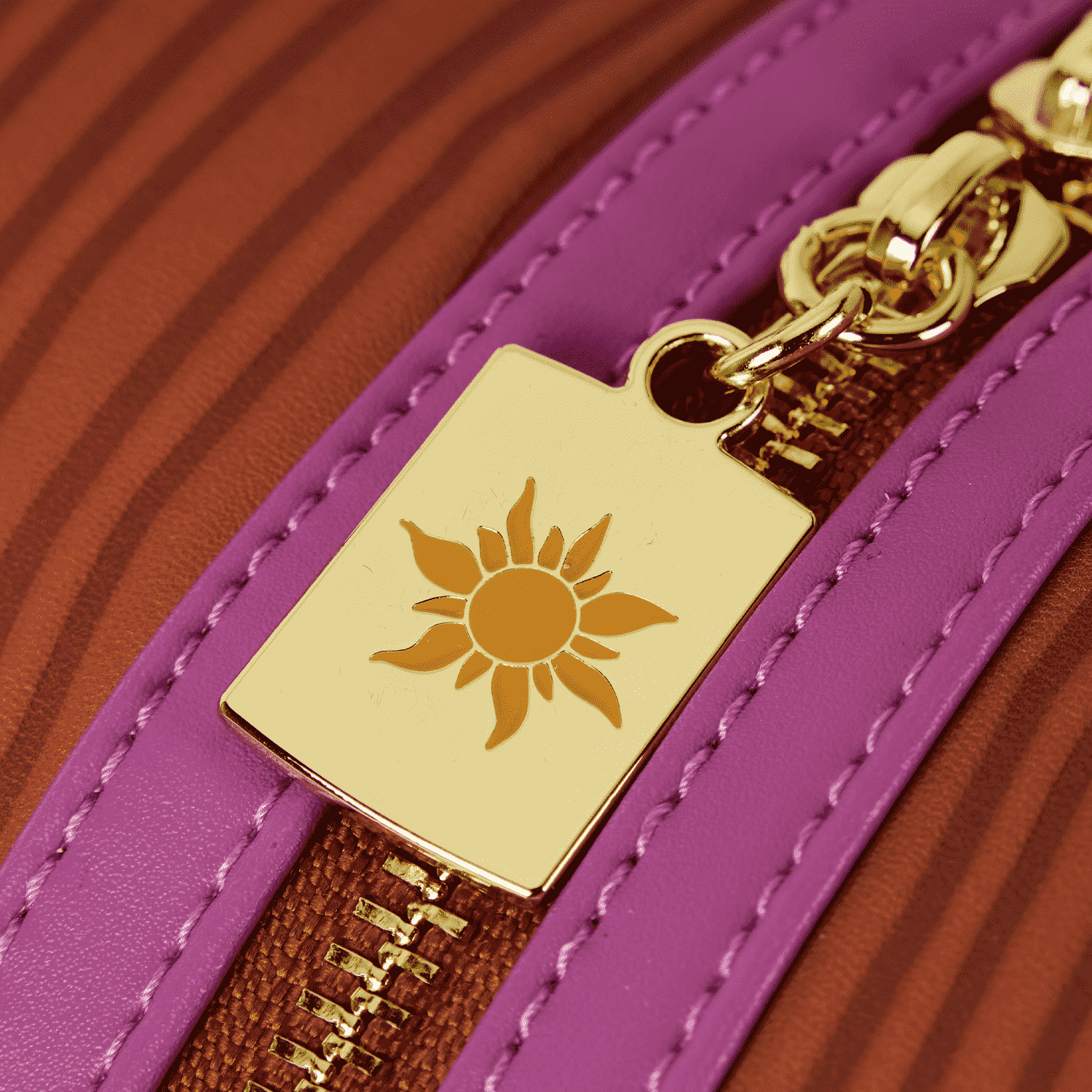 WDBK3984-LFDISNEYRAPUNZELBOOKSMINIBACKPACK0205ZIPPER