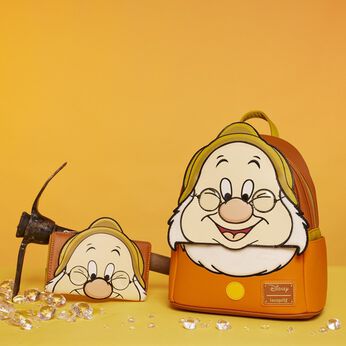 Exclusive - Snow White and the Seven Dwarfs Doc Mini Backpack, Image 2