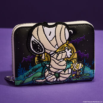 Peanuts Snoopy Mummy Haunt Glow Zip Around Wallet, Image 2