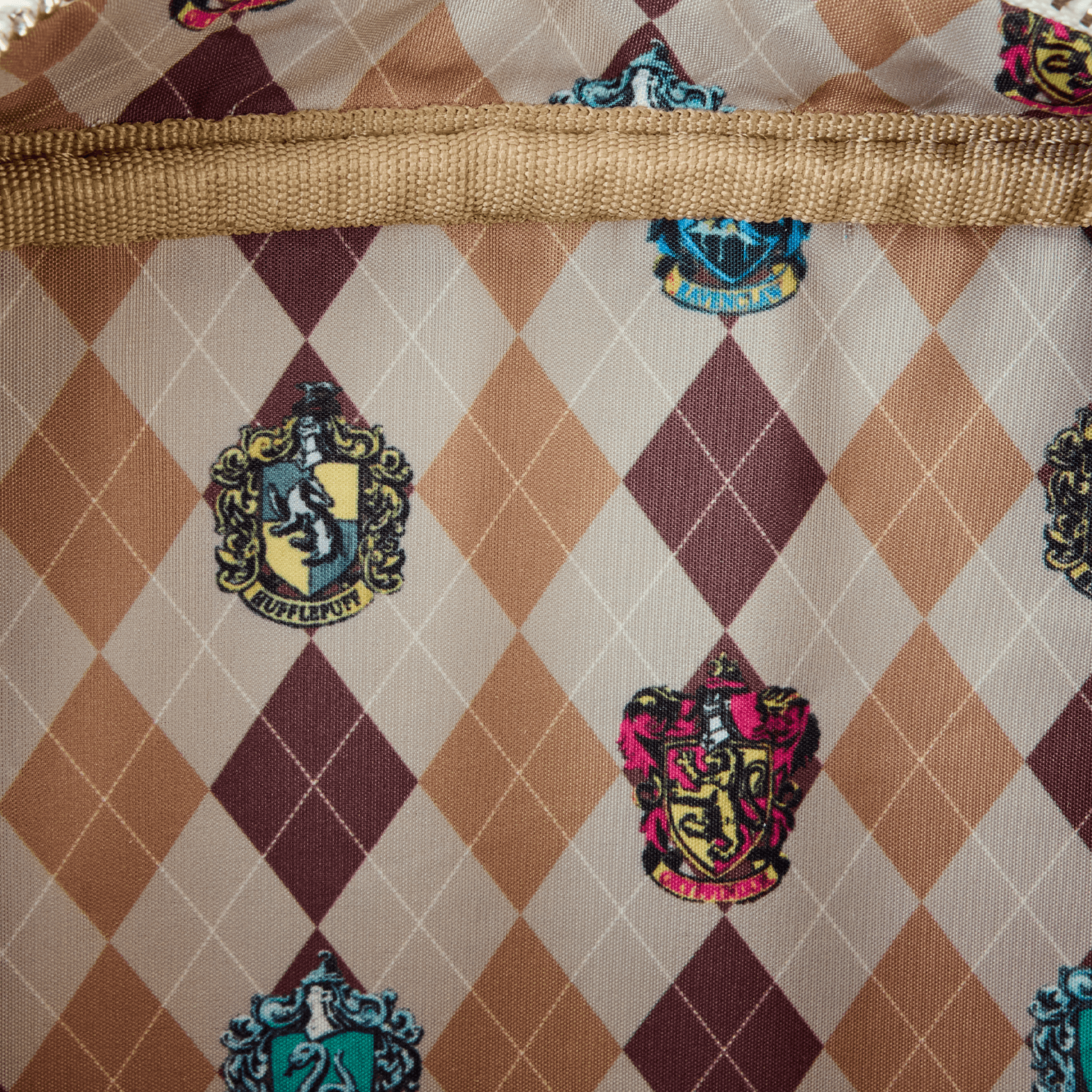 HPTB0231-LFHARRYPOTTERHEDWIGCROSSBUDDIES0050