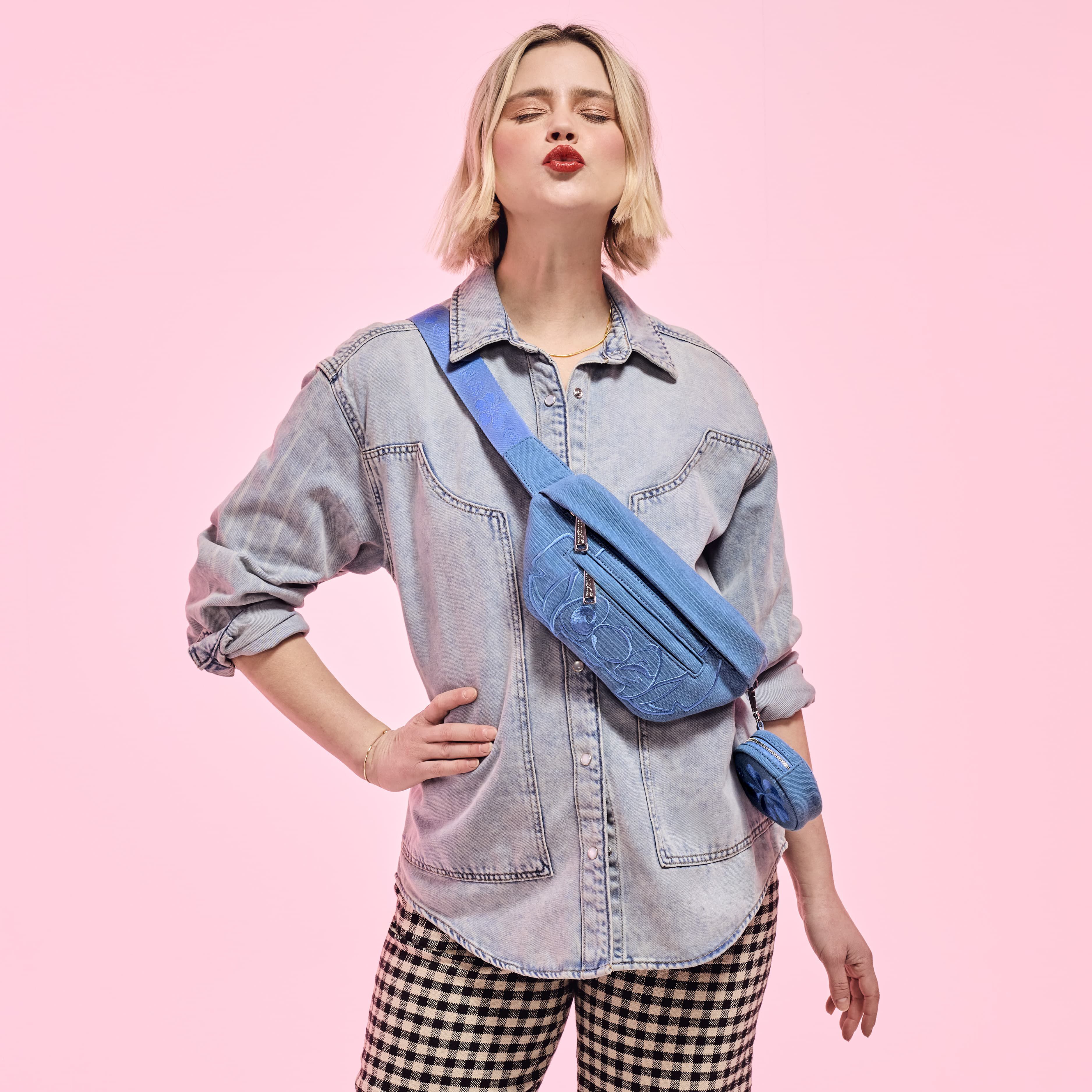 ★LOUNGEFLY★Stitch Ohana Canvas Belt Bag with Coin Bag Stitch Ohana Canvas Convertible Belt Bag with Coin Bag