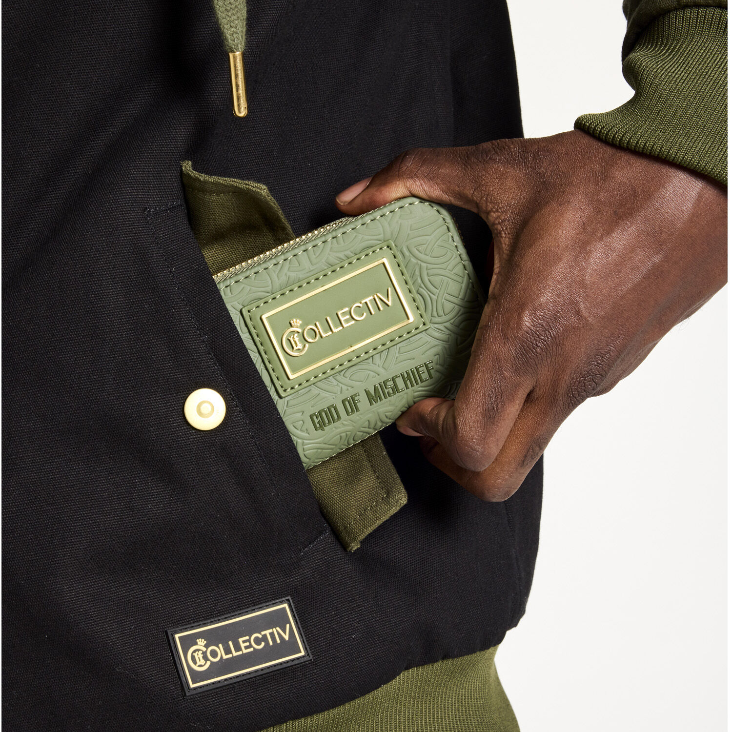 Kozi LOKI N’ROLL & MEMENTO セット Marvel Loki - 500 Piece Jigsaw Puzzle by Aquarius | Puzzle Warehouse