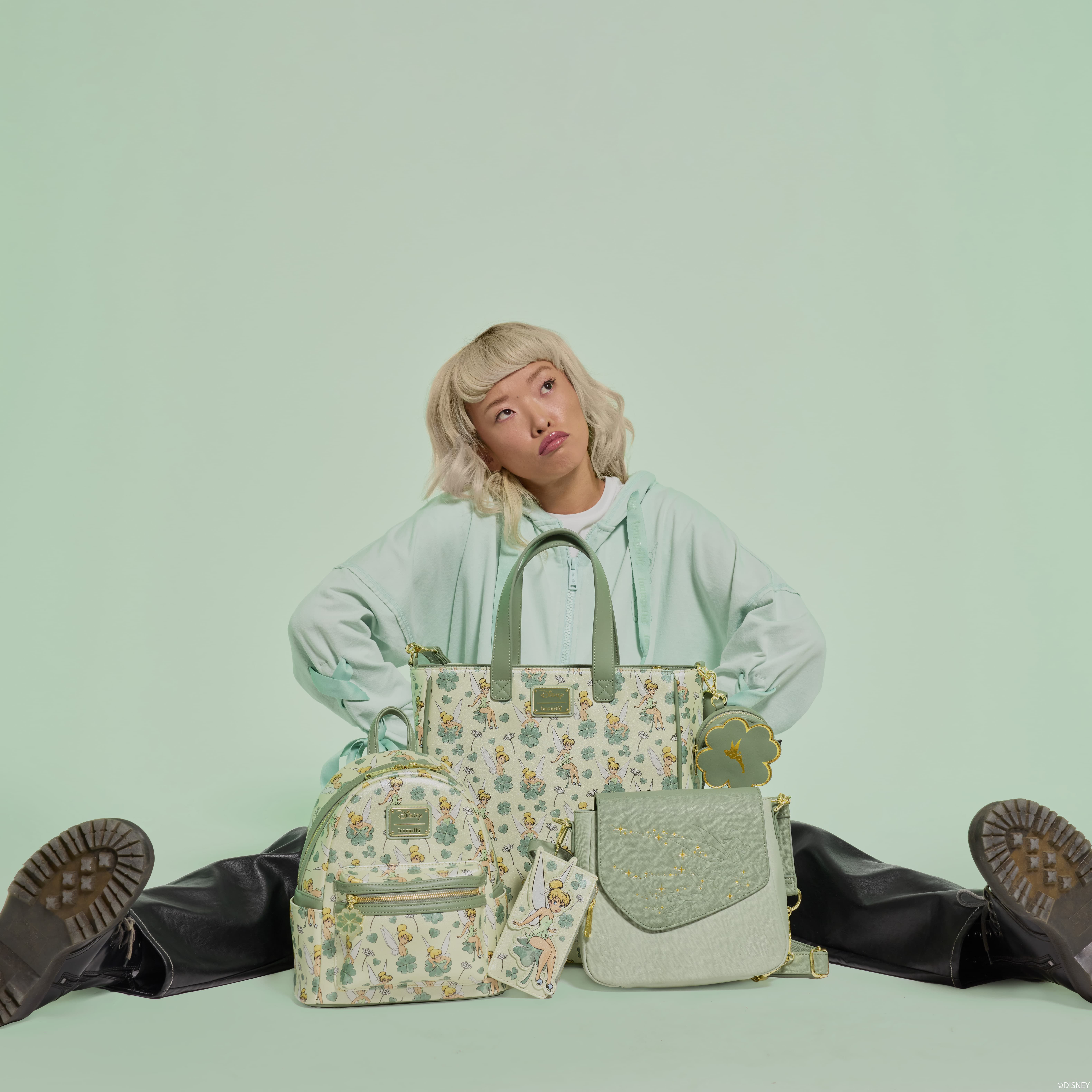 ☆Loungefly☆Peter Pan Tinker Bell Tote Crossbody Bag Peter Pan Tinker Bell Clover All-Over Print Tote Crossbody