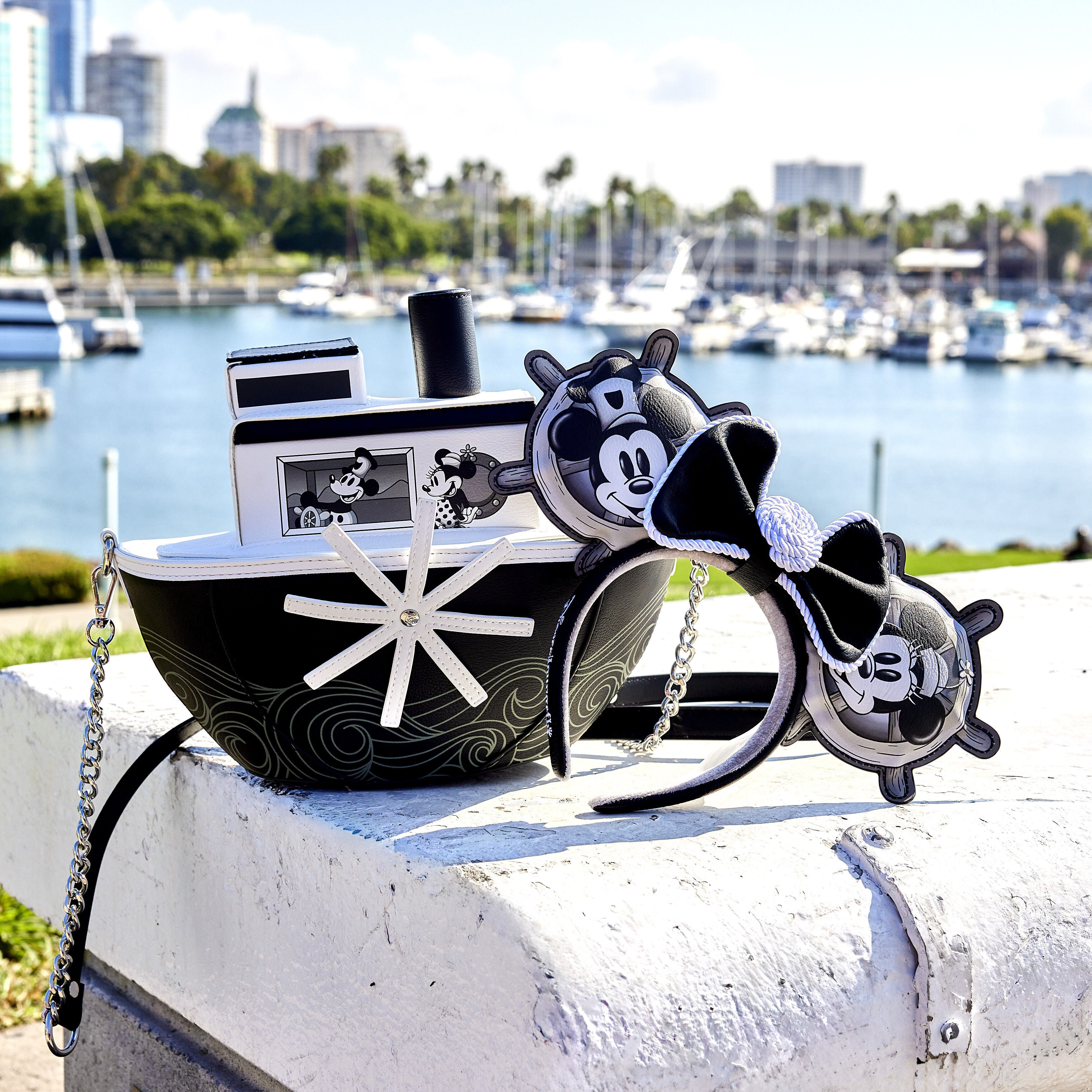 Steamboat willie tote best sale bag