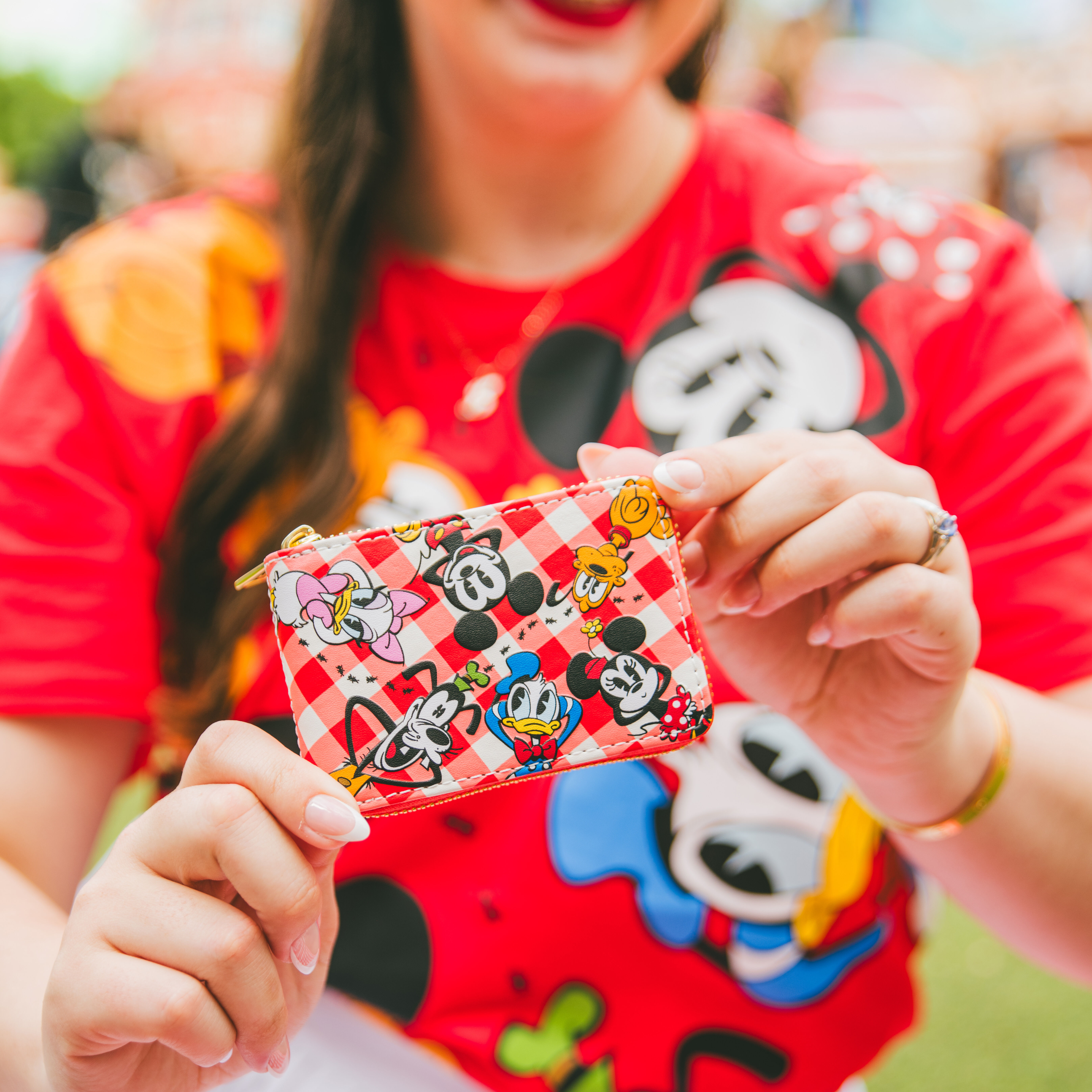 Mickey & Friends Picnic Basket Accordion Zip Around Wallet
