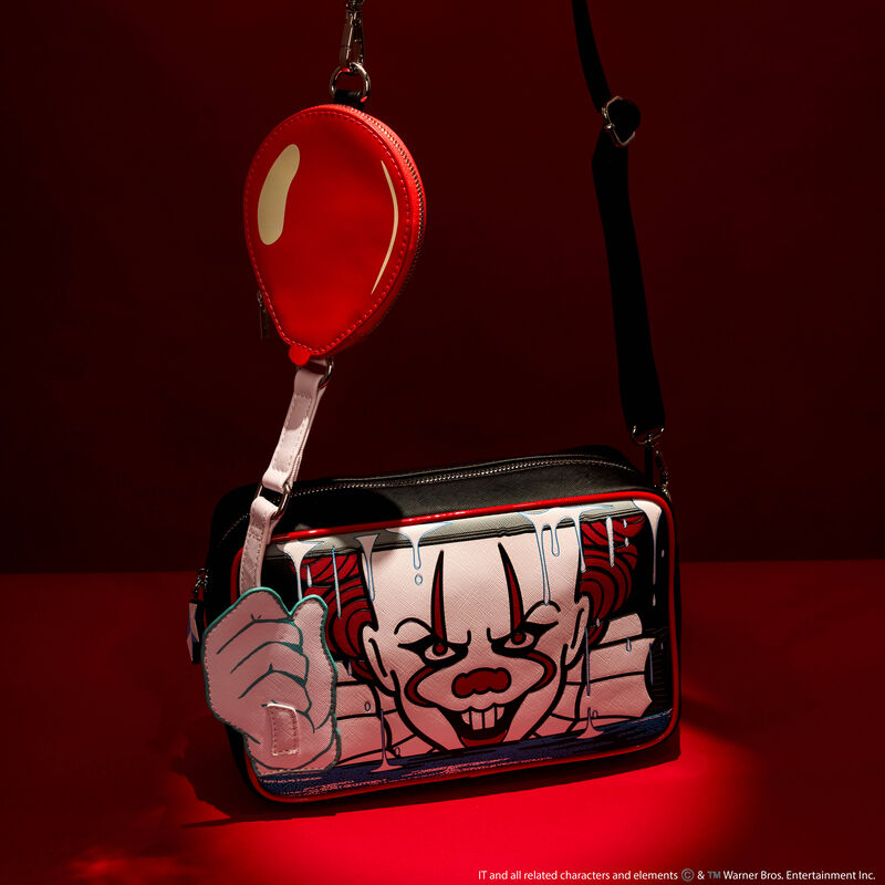 It Pennywise Balloon Glow Crossbody Bag With Coin Bag, , hi-res view 2