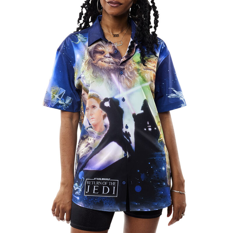 Woman wearing the button-down Star Wars: Return of the Jedi Camp Shirt with shorts